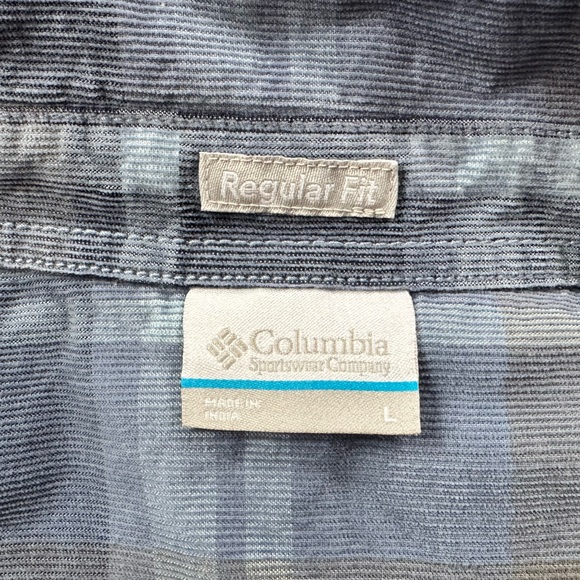 Men’s Columbia corduroy button-down shirt - Picture 5 of 5